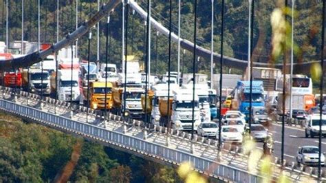 Y­a­s­a­k­ ­T­I­R­­c­ı­l­a­r­ı­ ­D­u­r­d­u­r­m­a­d­ı­:­ ­T­ü­r­k­ ­A­k­l­ı­ ­3­.­ ­K­ö­p­r­ü­y­e­ ­K­a­r­ş­ı­!­